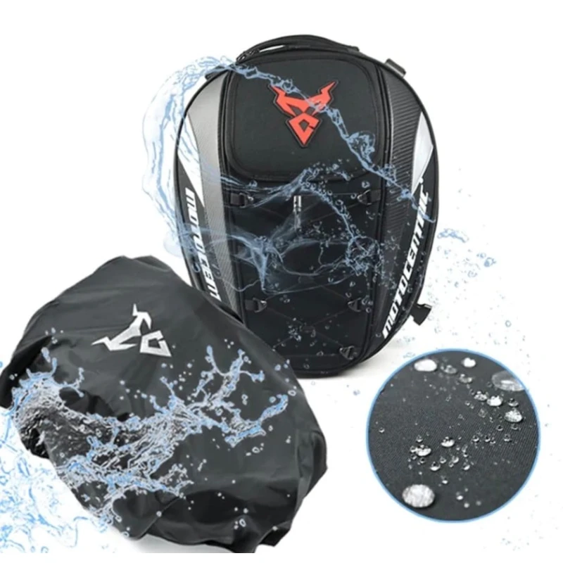 Arctic Motocentric Motosiklet çantası. Qara rəngdə. Arctic Motocentric Motosiklet çantası. Qara rəngdə.