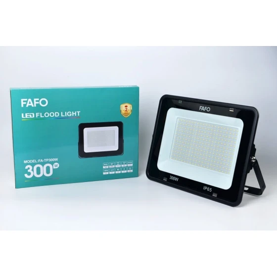 Светодиодный прожектор FAFO 300W IP65 Светодиодный прожектор FAFO 300W IP65
