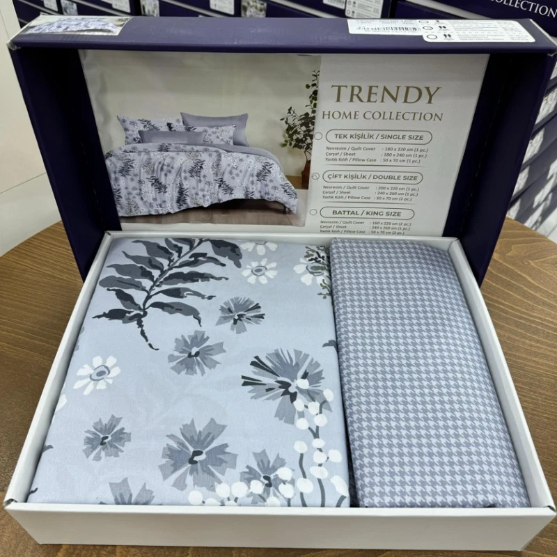 Комплект постельного белья MiraNova SF-610, двуспальный, голубой, пододеяльник 200x220 см, простыня 240x260 см, наволочки 50x70 см/2 шт