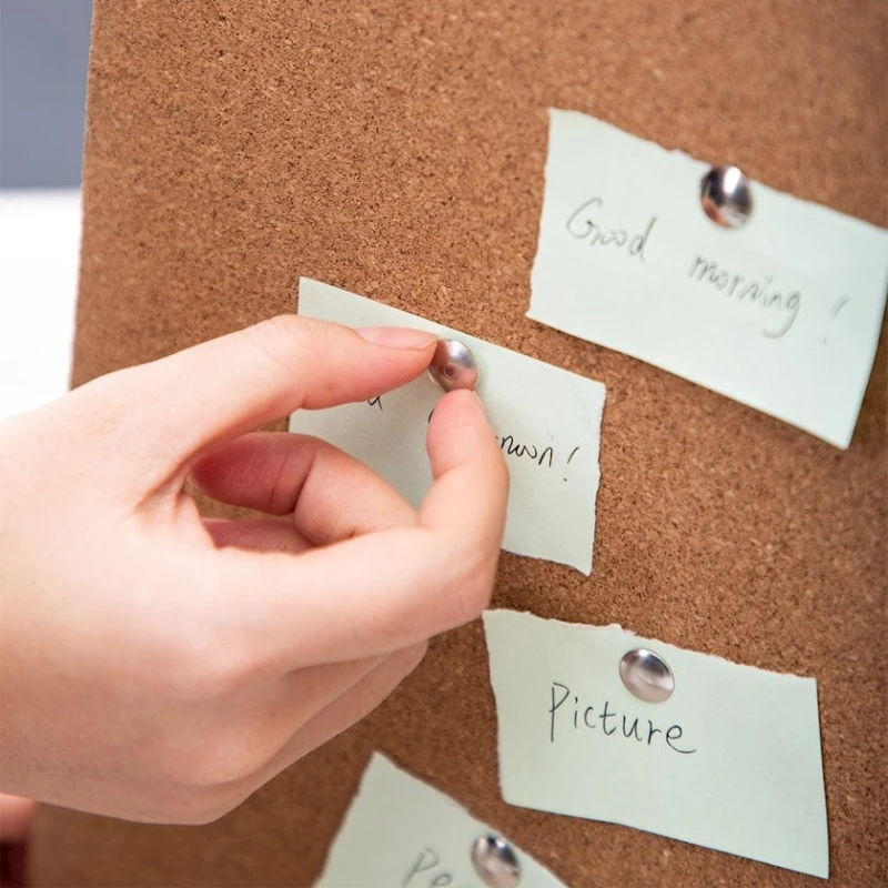 Кнопки Deli 0020, 10 мм, 100 шт Кнопки Deli 0020, 10 мм, 100 шт