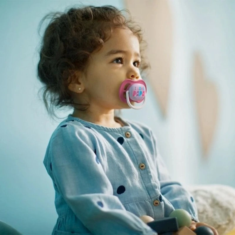 Набор пустышек Philips Avent Ultra air SCF080/04, 6+ мес, 2 шт Набор пустышек Philips Avent Ultra air SCF080/04, 6+ мес, 2 шт