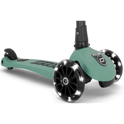 Skuter Scoot&Ride 3 LED Forest Skuter Scoot&Ride 3 LED Forest