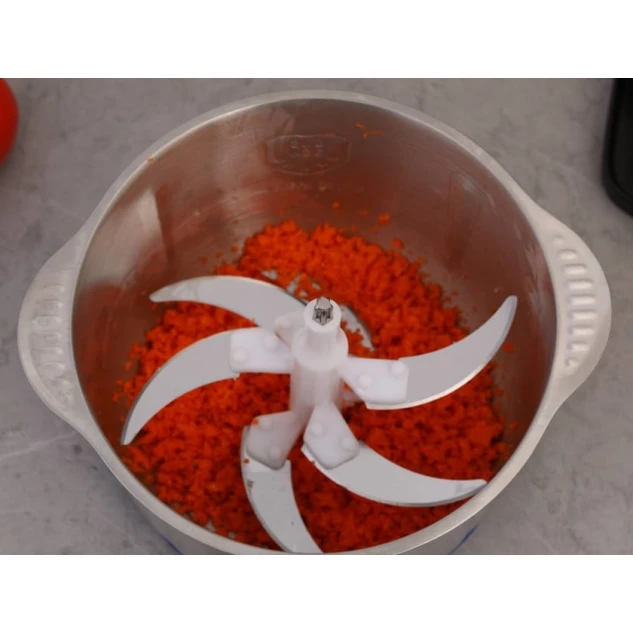 Универсальный измельчитель Boma BM-7017