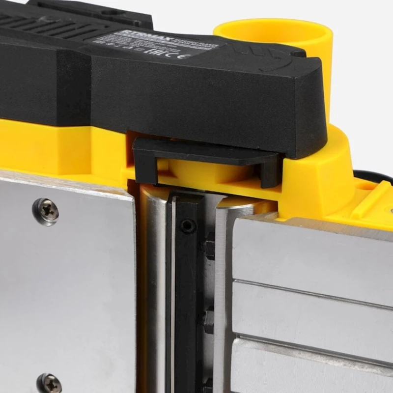 Электрорубанок Rtrmax RTM3970 800 Вт Электрорубанок Rtrmax RTM3970 800 Вт