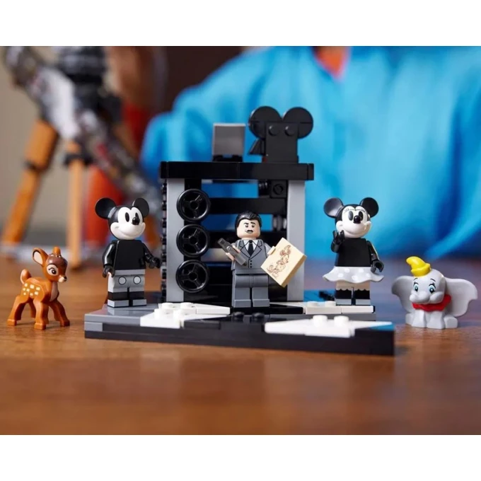 Конструктор LEGO Walt Disney Tribute Camera 43230, 811 деталей, от 18 лет