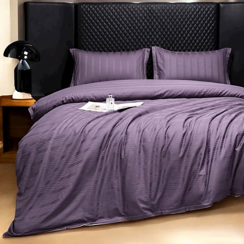 Комплект постельного белья Luxe Cotton 000755, пододеяльник 160x220 см, простыня 180x240 см, наволочка 50х70 см, односпальный, люкс-сатин, фиолетовый Комплект постельного белья Luxe Cotton 000755, пододеяльник 160x220 см, простыня 180x240 см, наволочка 50х70 см, односпальный, люкс-сатин, фиолетовый