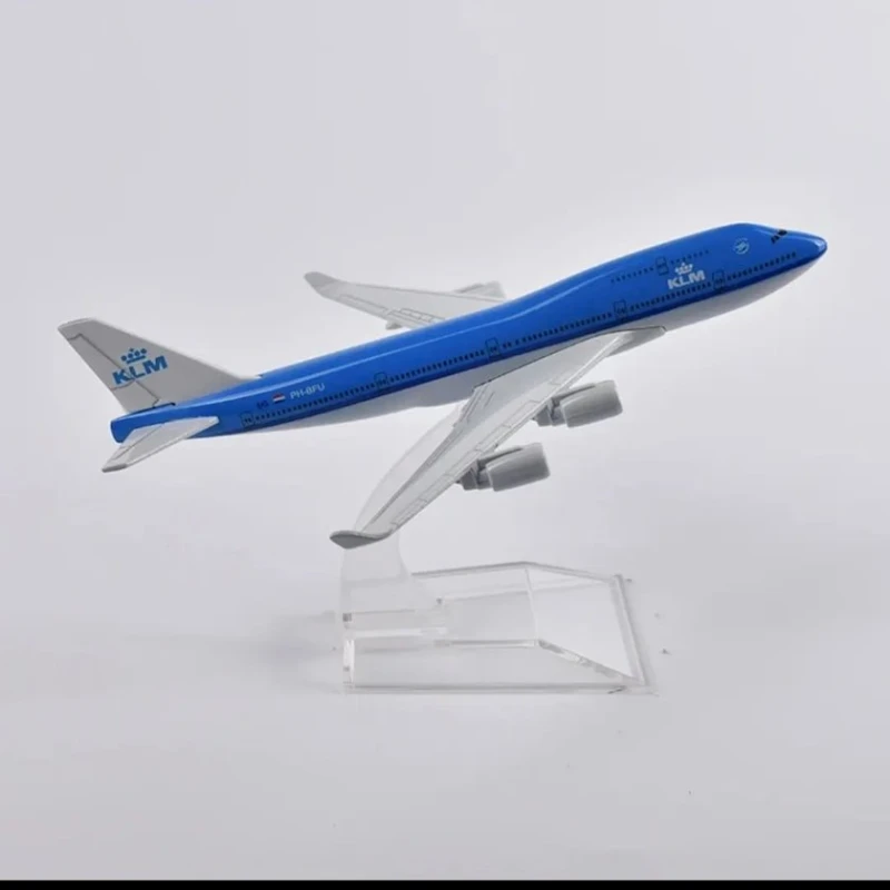 Коллекционная фигурка Klm Boeing B747, 15x14x8 см Коллекционная фигурка Klm Boeing B747, 15x14x8 см