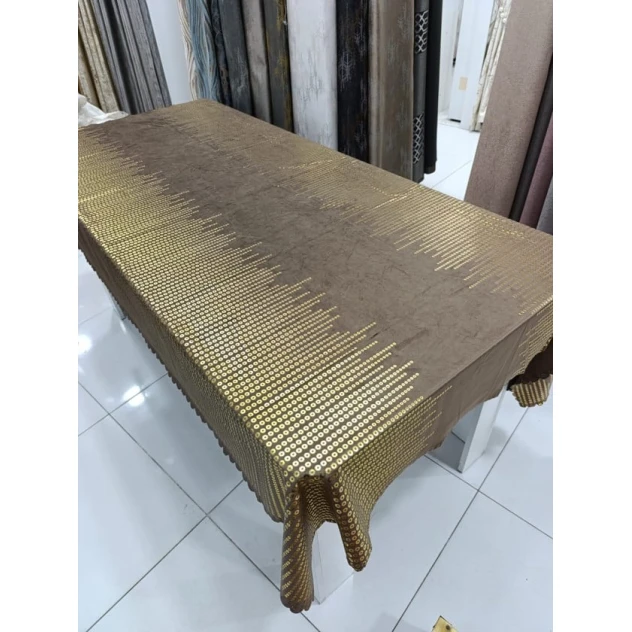 Скатерть MiraNova CTS-166, велюр, коричневая, 160x220 см Скатерть MiraNova CTS-166, велюр, коричневая, 160x220 см