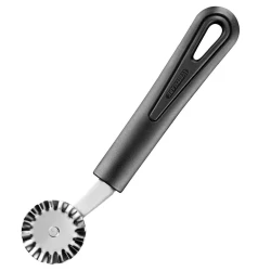 Колесико для теста Westmark Gentle, 17.5x3.6 см, нержавеющая сталь, черный/серебристый Колесико для теста Westmark Gentle, 17.5x3.6 см, нержавеющая сталь, черный/серебристый