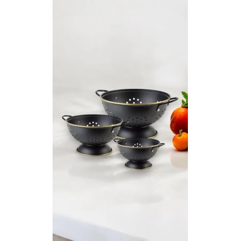 Набор дуршлагов Hartmann SHA-00004861, эмаль, черный, 16/23/28 см Набор дуршлагов Hartmann SHA-00004861, эмаль, черный, 16/23/28 см