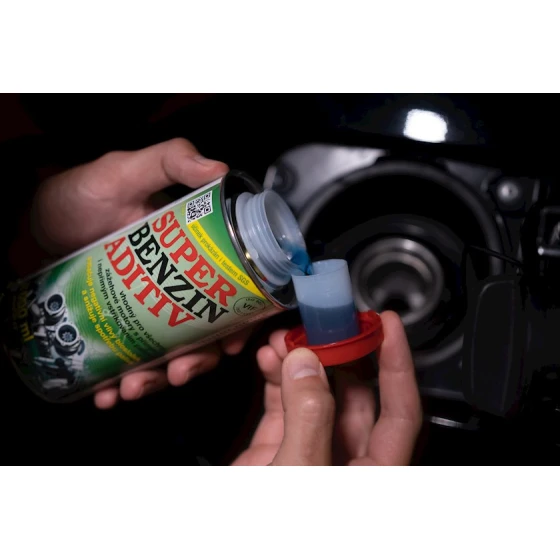 Присадка к бензину VIF Super Benzin Aditiv, 500 мл Присадка к бензину VIF Super Benzin Aditiv, 500 мл