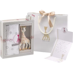 Yeni doğulmuş körpələr üçün hədiyyə dəsti Sophie la Girafe Sophiesticated The Swaddle Set, 0+ ay Yeni doğulmuş körpələr üçün hədiyyə dəsti Sophie la Girafe Sophiesticated The Swaddle Set, 0+ ay