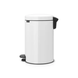 Мусорное ведро Brabantia NewIcon, 41.1x25.1x33.8 см, металл, с педалью, 12 л, белое Мусорное ведро Brabantia NewIcon, 41.1x25.1x33.8 см, металл, с педалью, 12 л, белое
