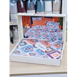 Yataq dəsti Hummel SHA-00006257, yorğan üzü 200x220 sm, mələfə 240x260 sm, 2 əd yastıq üzü 50x70 sm, ikinəfərlik, pambıq, rəngbərəng