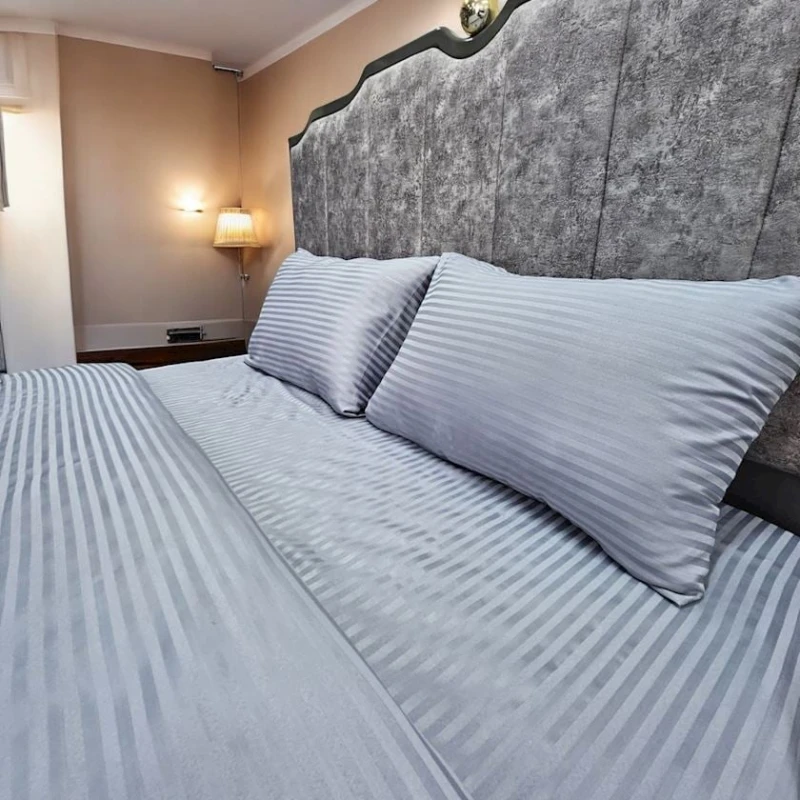 Комплект постельного белья Luxe Cotton Lu-xe-000224, пододеяльник 200x220 см, простыня 230x240 см, наволочки 2 шт x 50x70 см, двуспальный, хлопок, серый Комплект постельного белья Luxe Cotton Lu-xe-000224, пододеяльник 200x220 см, простыня 230x240 см, наволочки 2 шт x 50x70 см, двуспальный, хлопок, серый