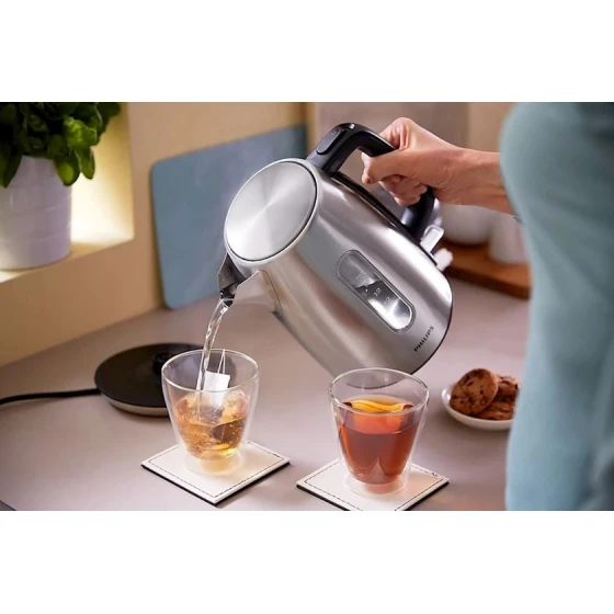 Электрочайник Phillips Viva Collection HR9357