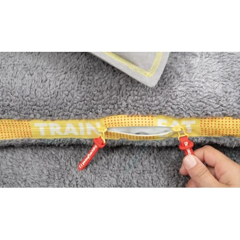 Комплект постельного белья Yataş CoverMe Motivation, покрывало 200х220 см, простыня 160х200 см, наволочка 50х70 см (2 шт), двуспальный, хлопок/полиэстер, серый