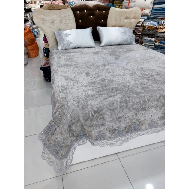 Комплект постельного белья MiraNova SF-415, двуспальный, серый, покрывало 230x245 см, простыня 240x240 см, наволочки декоративных подушек 50x70 см (2 шт), наволочки 50x70 см (2 шт)