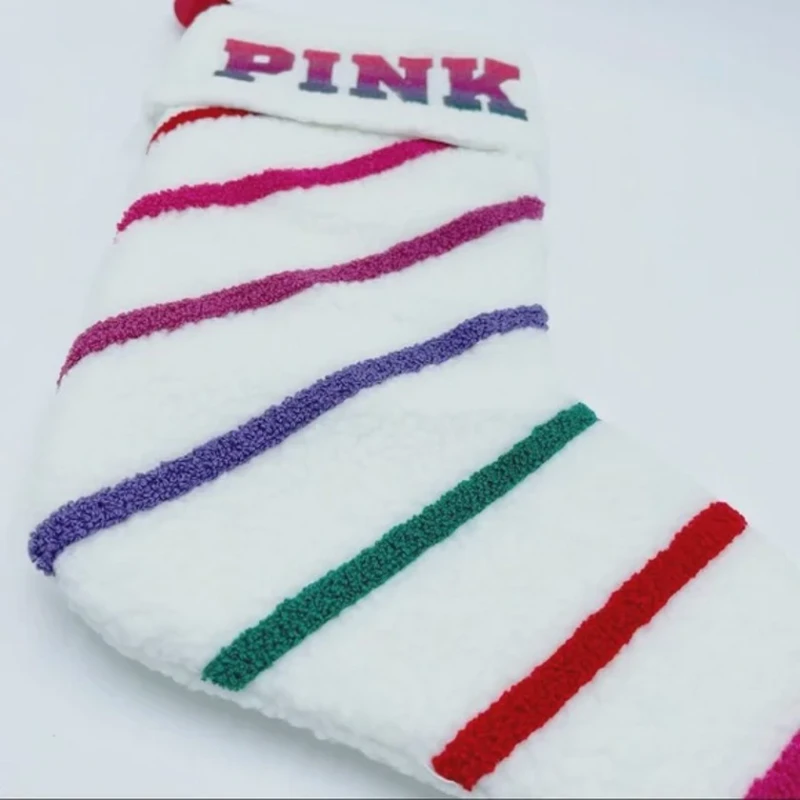 Yeni il üçün dekorativ corab Victoria's Secret Pink Striped Sherpa, 18 sm, rəngbərəng