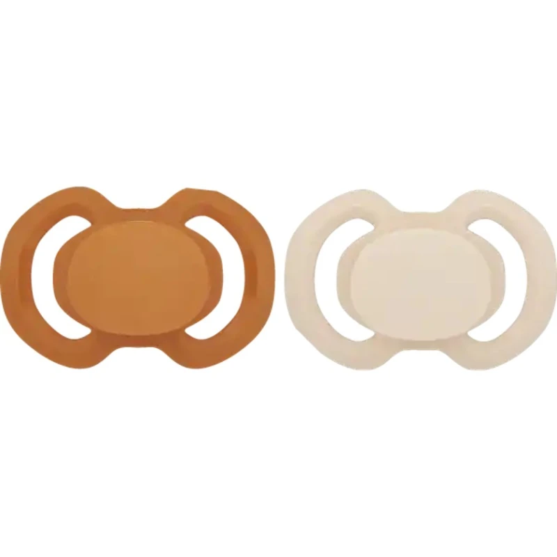 Набор пустышек Babydream Der Symmetrische, 18+ месяцев, 2 шт, товар в ассортименте Набор пустышек Babydream Der Symmetrische, 18+ месяцев, 2 шт, товар в ассортименте