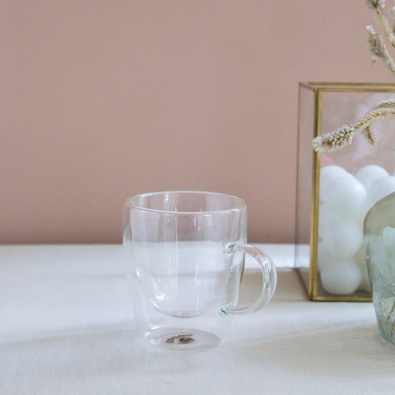 Чашка F2 с ручкой, 250 мл, 1 шт Чашка F2 с ручкой, 250 мл, 1 шт