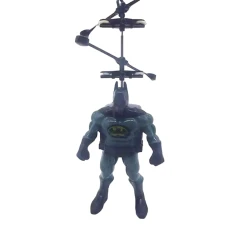 Летающая игрушка Batman UM001000728, серая, 3+ лет Летающая игрушка Batman UM001000728, серая, 3+ лет