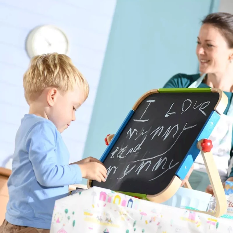 Магнитная доска для рисования Hape Anywhere Art Studio, 3+, 45x3x3 см