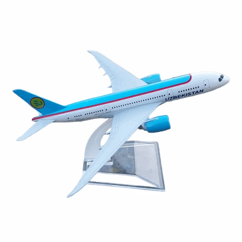 Коллекционная фигурка Uzbekistan Boeing 787, 13.5x15x8 см