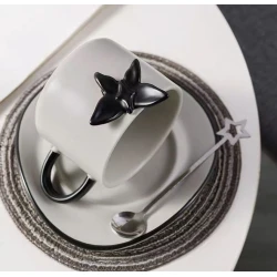 Fincan nəlbəki dəsti HVA242, ağ