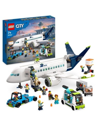 Konstruktor LEGO City Passenger Airplane 60367, 913 parça, 7 yaşdan