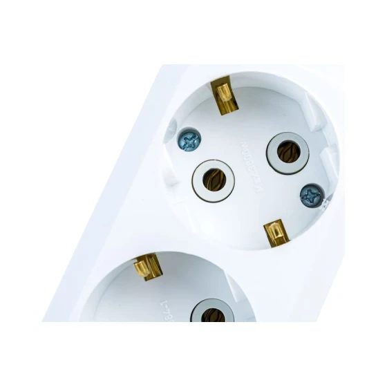 Uzadıcı Makel MGP153, 3 m, 4-rozetkalı