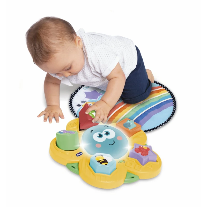 Игровой коврик Chicco дорога четырех сезонов, желтый Игровой коврик Chicco дорога четырех сезонов, желтый