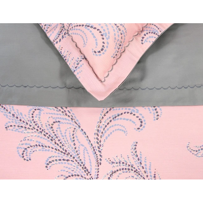 Комплект постельного белья Артпостель Жюли, пододеяльник 175x215 см, простыня 220x240 см, наволочка 50x70/70x70 см, двуспальный, мако-сатин, серый/розовый Комплект постельного белья Артпостель Жюли, пододеяльник 175x215 см, простыня 220x240 см, наволочка 50x70/70x70 см, двуспальный, мако-сатин, серый/розовый