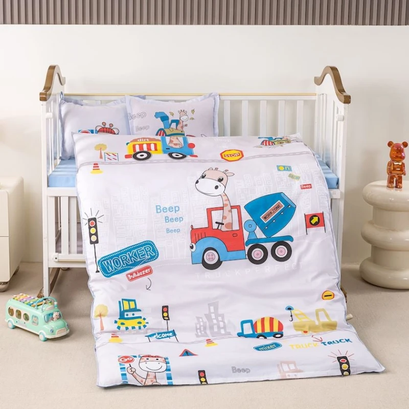 Детское постельное белье Annaberry ET-1429, пододеяльник 100x150 см, простыня 110x160 см, 2 наволочки 35x45 см, сатин, разноцветное Детское постельное белье Annaberry ET-1429, пододеяльник 100x150 см, простыня 110x160 см, 2 наволочки 35x45 см, сатин, разноцветное