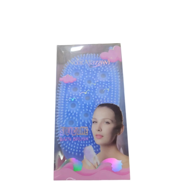 Силиконовая щетка для тела Noor Alazawi светло-голубая