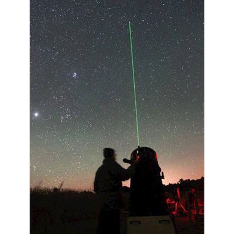 Lazer göstərici 181, qara