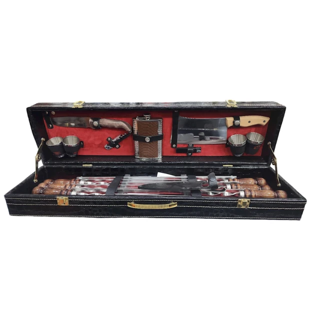 Набор для барбекю Kizlyar AllB004 нержавеющая сталь/дерево, 18 шт Набор для барбекю Kizlyar AllB004 нержавеющая сталь/дерево, 18 шт