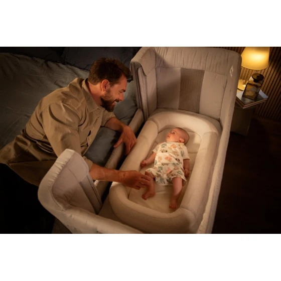 Матрас-кокон Chicco 3 в 1 Mommy Pod, бежевый, 81x49x12 см, 0-8 мес Матрас-кокон Chicco 3 в 1 Mommy Pod, бежевый, 81x49x12 см, 0-8 мес