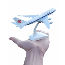 Коллекционная фигурка Aircraft Boeing 747-400, 19x17x10 см Коллекционная фигурка Aircraft Boeing 747-400, 19x17x10 см