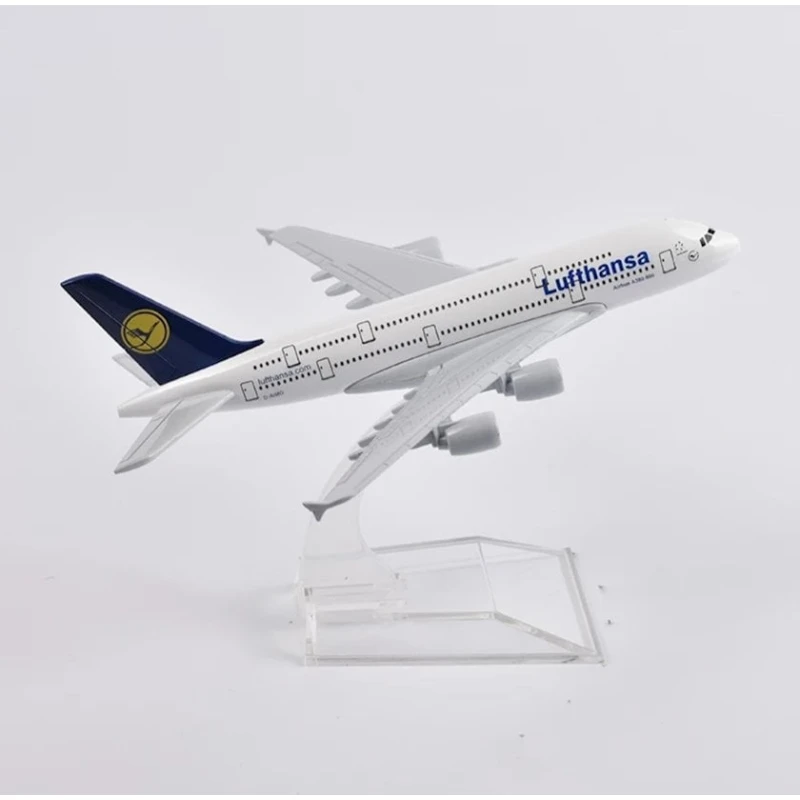 Lufthansa Aırbus A380 model təyyarənin figuru, 13.5 sm