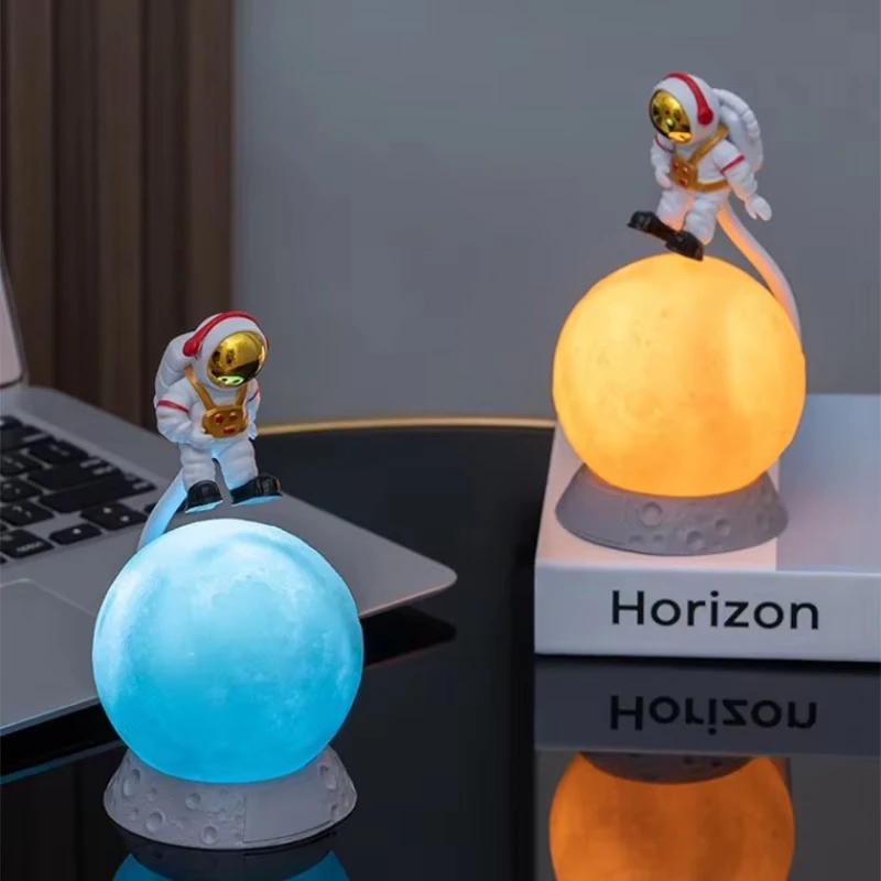 Ночник Ling Xiao GL-1323, космонавт