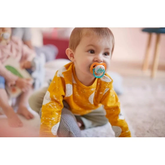 Набор пустышек Philips Avent Ultra air SCF080/07, 6+ мес, 2 шт Набор пустышек Philips Avent Ultra air SCF080/07, 6+ мес, 2 шт