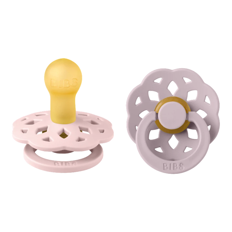 Набор пустышек BIBS Boheme, 2 шт, 6-18 месяцев, латекс, розовый/фиолетовый Набор пустышек BIBS Boheme, 2 шт, 6-18 месяцев, латекс, розовый/фиолетовый