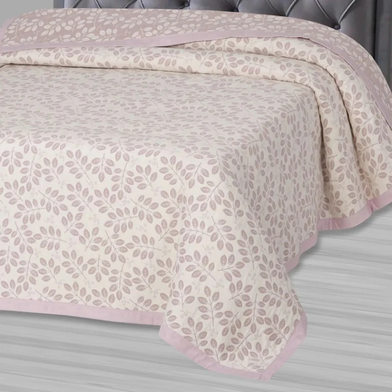 Покрывало Артпостель Камея, 240x235 см, двуспальное, жаккард/хлопок, розовое Покрывало Артпостель Камея, 240x235 см, двуспальное, жаккард/хлопок, розовое