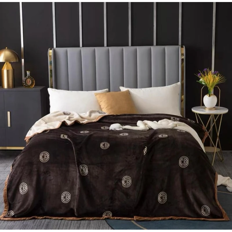 Yorğan MiraNova SF-315, qəhvəyi, 200x230 sm