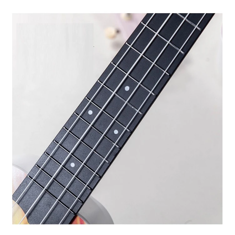 21-дюймовая цветная укулеле из АБС-пластика Легкая, прочная и с превосходным качеством звука 6240_plasticukulele01 21-дюймовая цветная укулеле из АБС-пластика Легкая, прочная и с превосходным качеством звука 6240_plasticukulele01