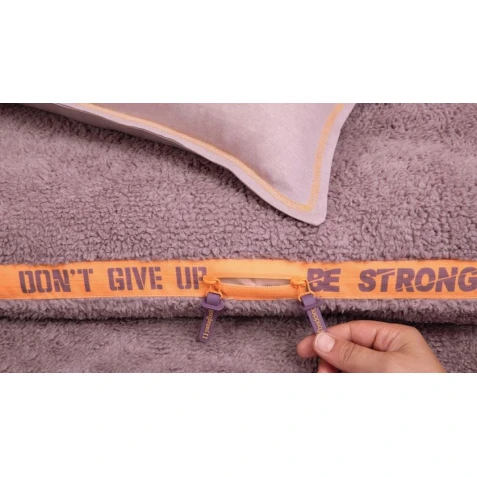 Комплект постельного белья Yataş CoverMe Quit, покрывало 160x220 см, простыня 100х200 см, наволочка 50х70 см, односпальный, хлопок/полиэстер, фиолетовый Комплект постельного белья Yataş CoverMe Quit, покрывало 160x220 см, простыня 100х200 см, наволочка 50х70 см, односпальный, хлопок/полиэстер, фиолетовый