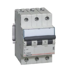 Автоматический выключатель Legrand 403346 3X40 C