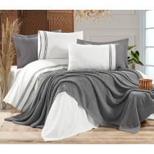 Yataq dəsti Armada Home 13AB, ikinəfərlik, yorğan üzü 200x220 sm, mələfə 240x260+30 sm, yastıq üzü 50x70 sm (2 əd), 60x80 sm (2 əd), toxunma yorğan 220x240 sm, pambıq, ağ/boz