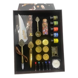 Hogwarts Calligraphy Deluxe Harry Potter 25 Parça Sehrbazlıq Kolleksiyası Ağ Hogwarts Calligraphy Deluxe Harry Potter 25 Parça Sehrbazlıq Kolleksiyası Ağ